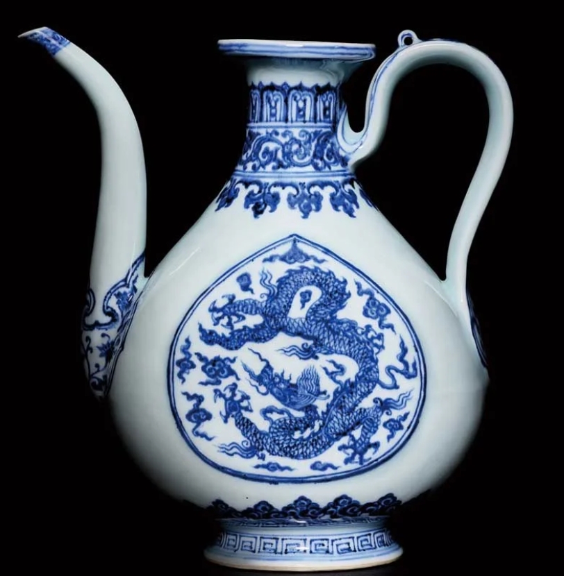 Imperial Blue and White Cloud Dragon Pattern Ewer - Top 3
